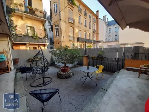 Appartement à  Chambéry (73000), 3 pièces